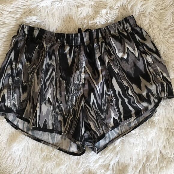 ReeBok Run Shorts 3’’  - Picture 1 of 4